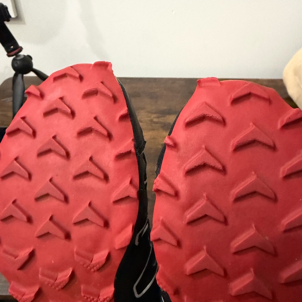 Salomon Black and Red Performance Sneakers - Picture 7 of 7